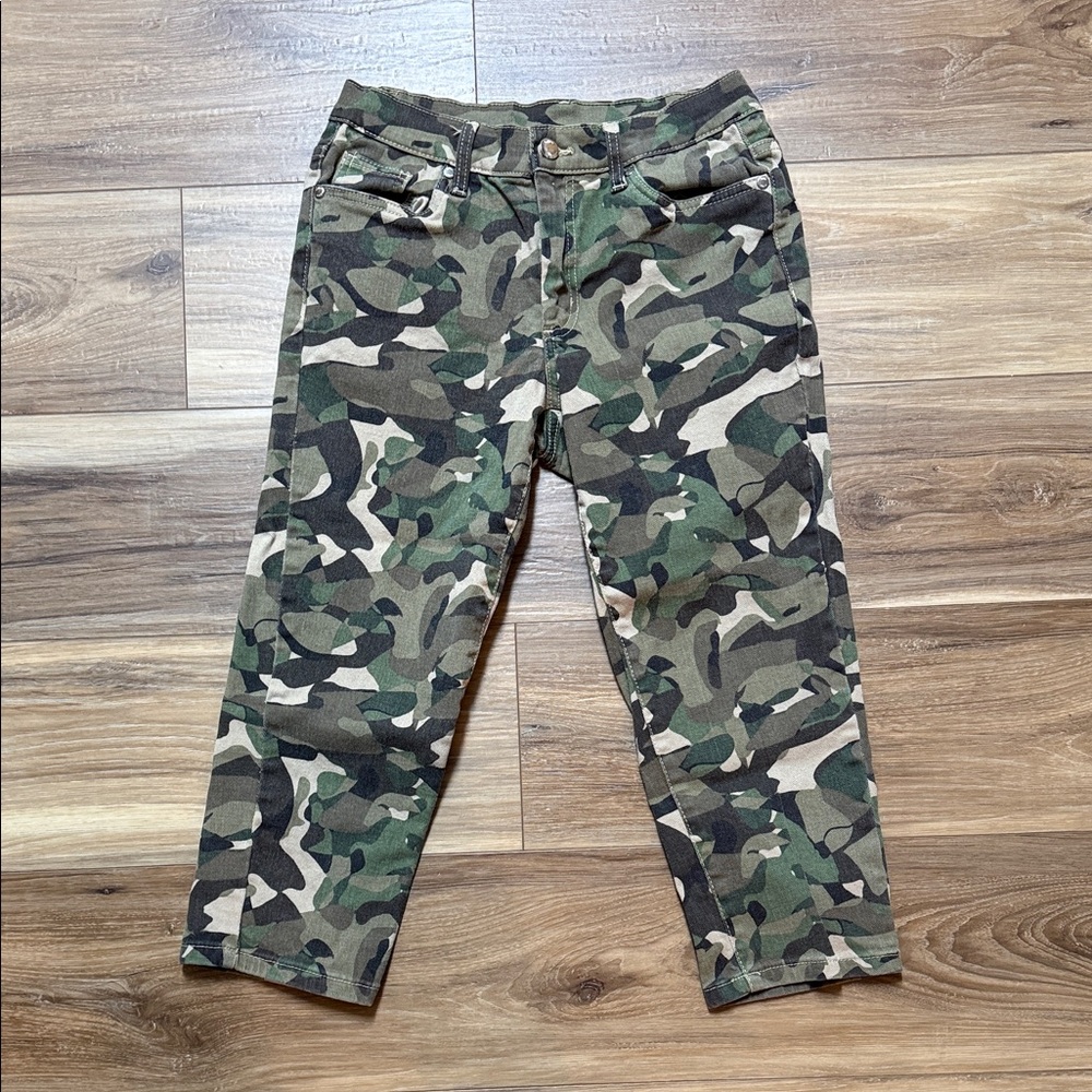 VENUS Camouflage Cargo Trousers